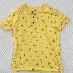 Old Navy Yellow Henley T-shirt with Seagull/Anchor Print 5T